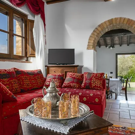 Podere Sertofano Alloggio per agriturismo Barberino di Val dʼElsa