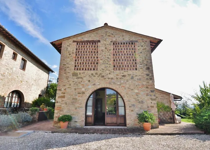 Podere Sertofano * バルベリーノ・ヴァル・デルサ